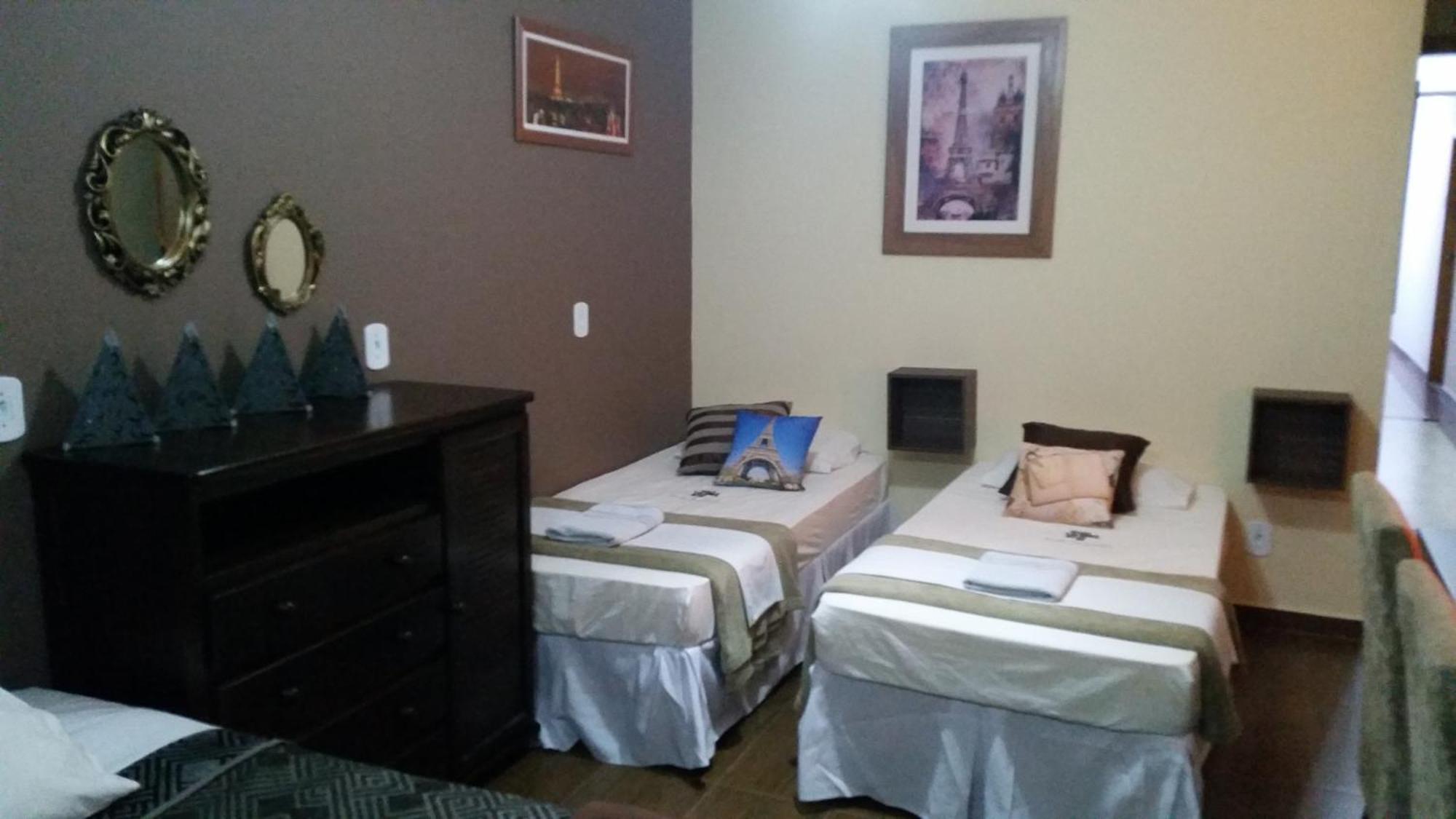 Hotel Buriti Итупева Стая снимка